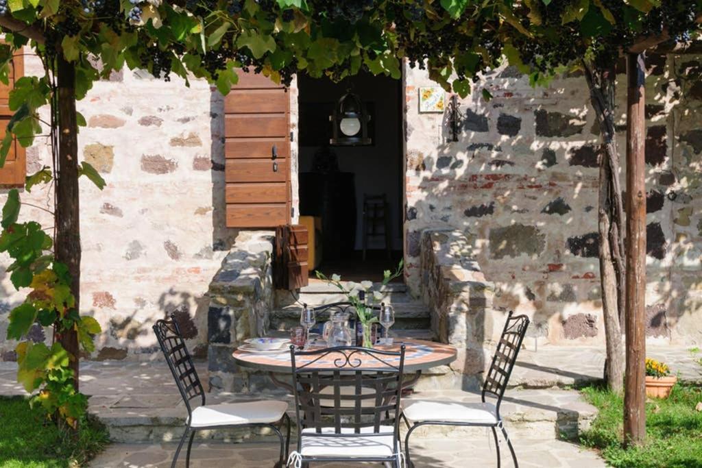 Girasole Cottage Overlooking The Orcia Valley In Tuscany Радикофани Екстериор снимка